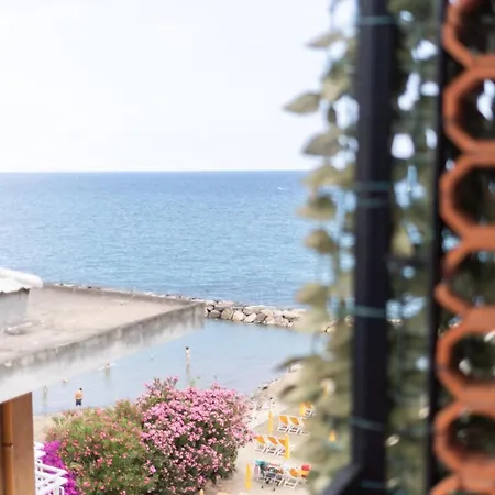 25trilocale Vista Mare E Amazzonia Style Apartmán Diano Marina