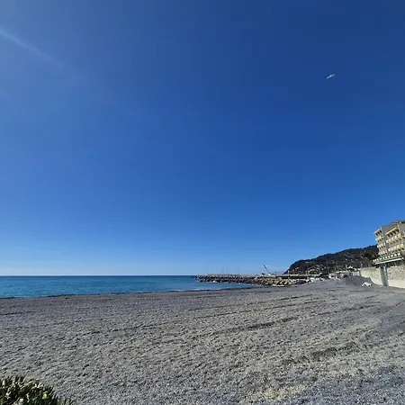 25trilocale Vista Mare E Amazzonia Style شقة